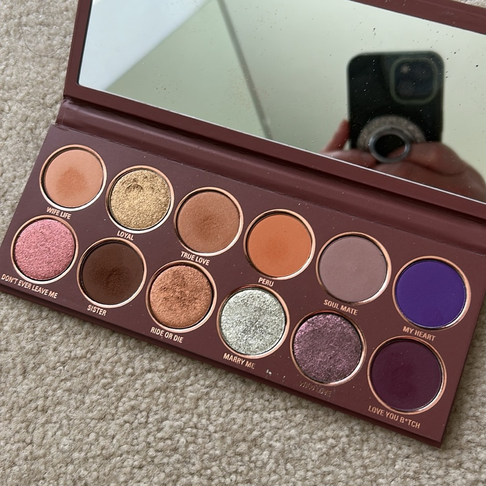 KYLIE X JORDYN Eyeshadow Pallete